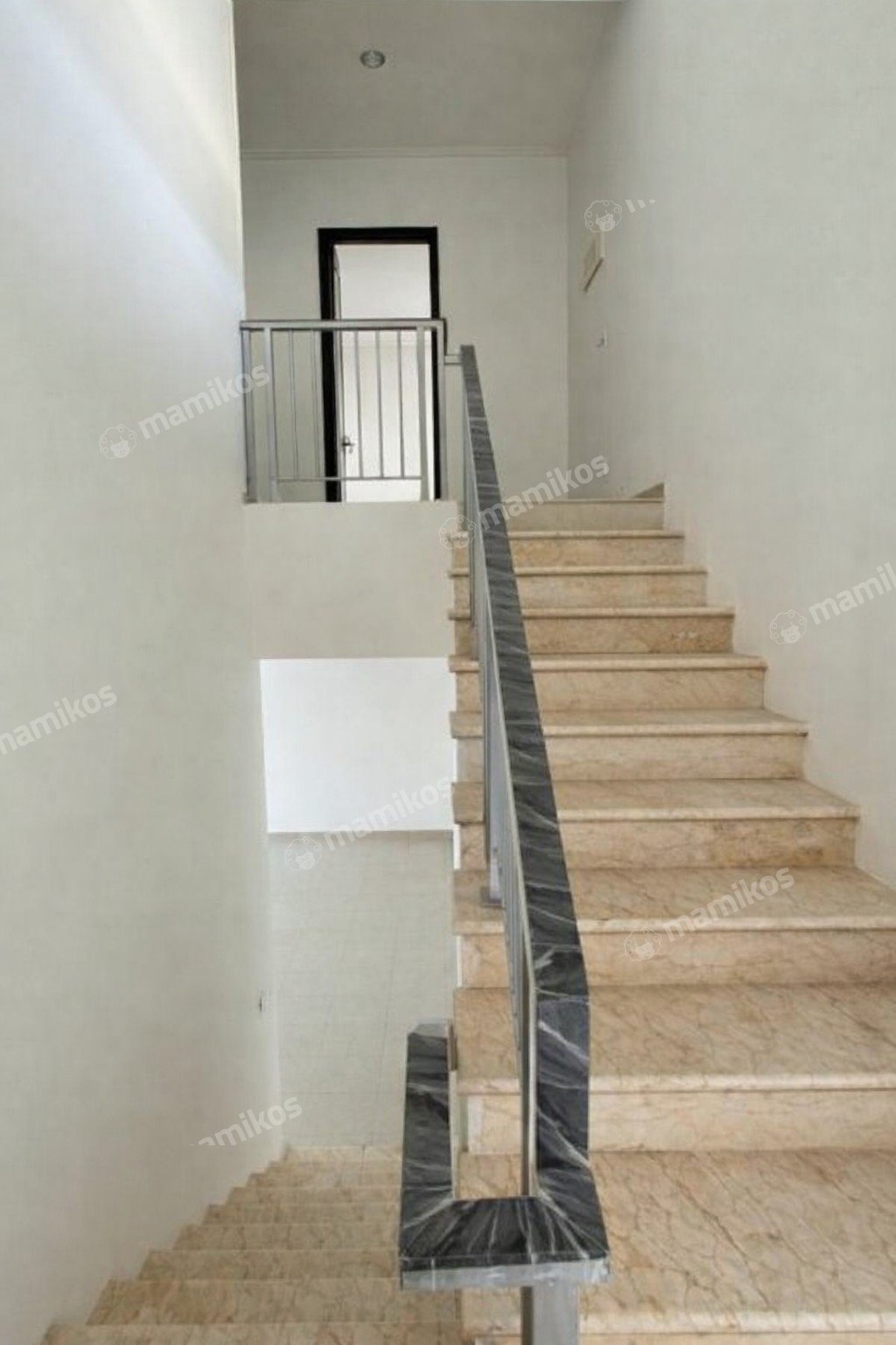 Rumah 3 Kamar Tidur 3 Kamar Mandi 2 Lantai Golf Island Jakarta Utara - Photo 3