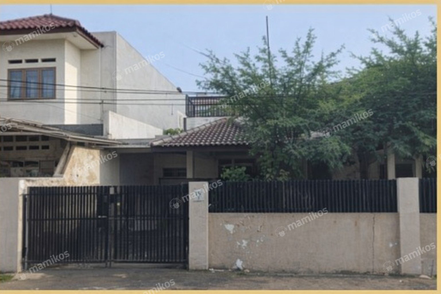 Rumah Sertifikat SHM 4 Kamar Tidur 3 Kamar Mandi Jatinegara Jakarta Timur - Photo 2