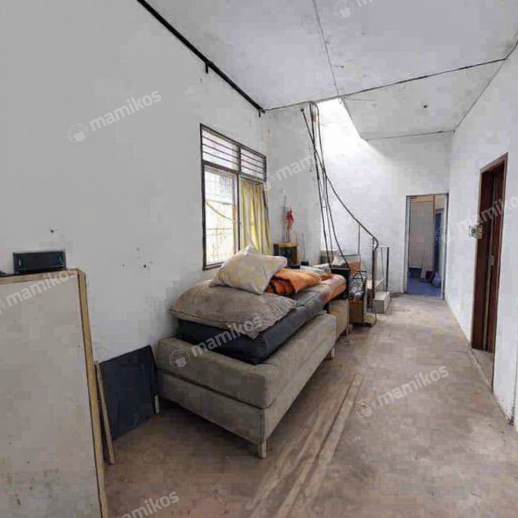 Rumah Sertifikat SHM 8 Kamar Tidur 4 Kamar Mandi Slipi Jakarta Barat - Photo 5