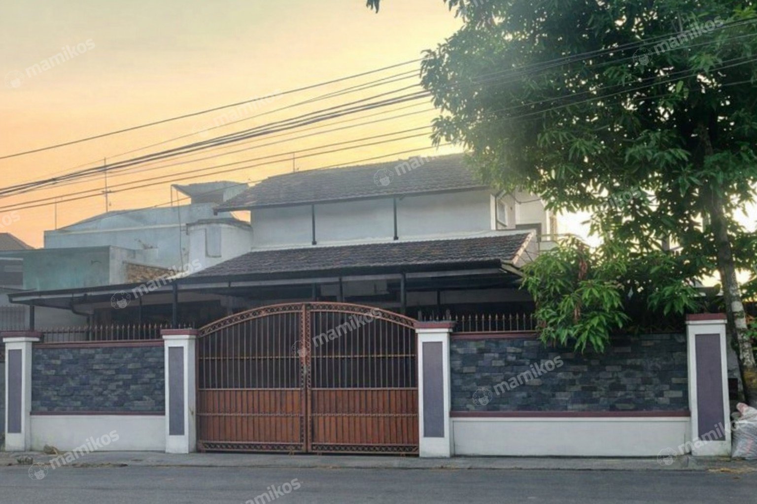 Rumah Sertifikat SHM 3 Kamar Tidur 2 Kamar Mandi Duren Sawit Jakarta Timur