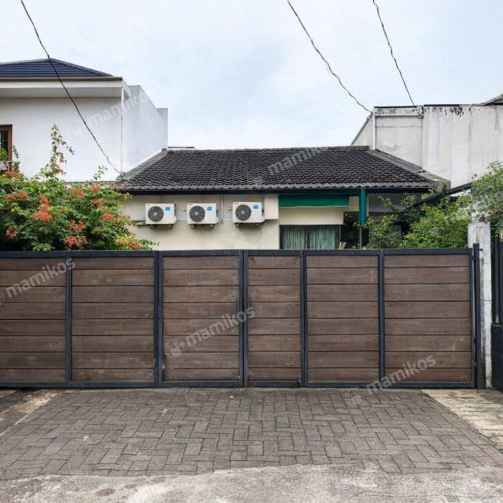 Rumah Sertifikat SHM 3 Kamar Tidur 3 Kamar Mandi Cirendeu Jakarta Selatan - Photo 2