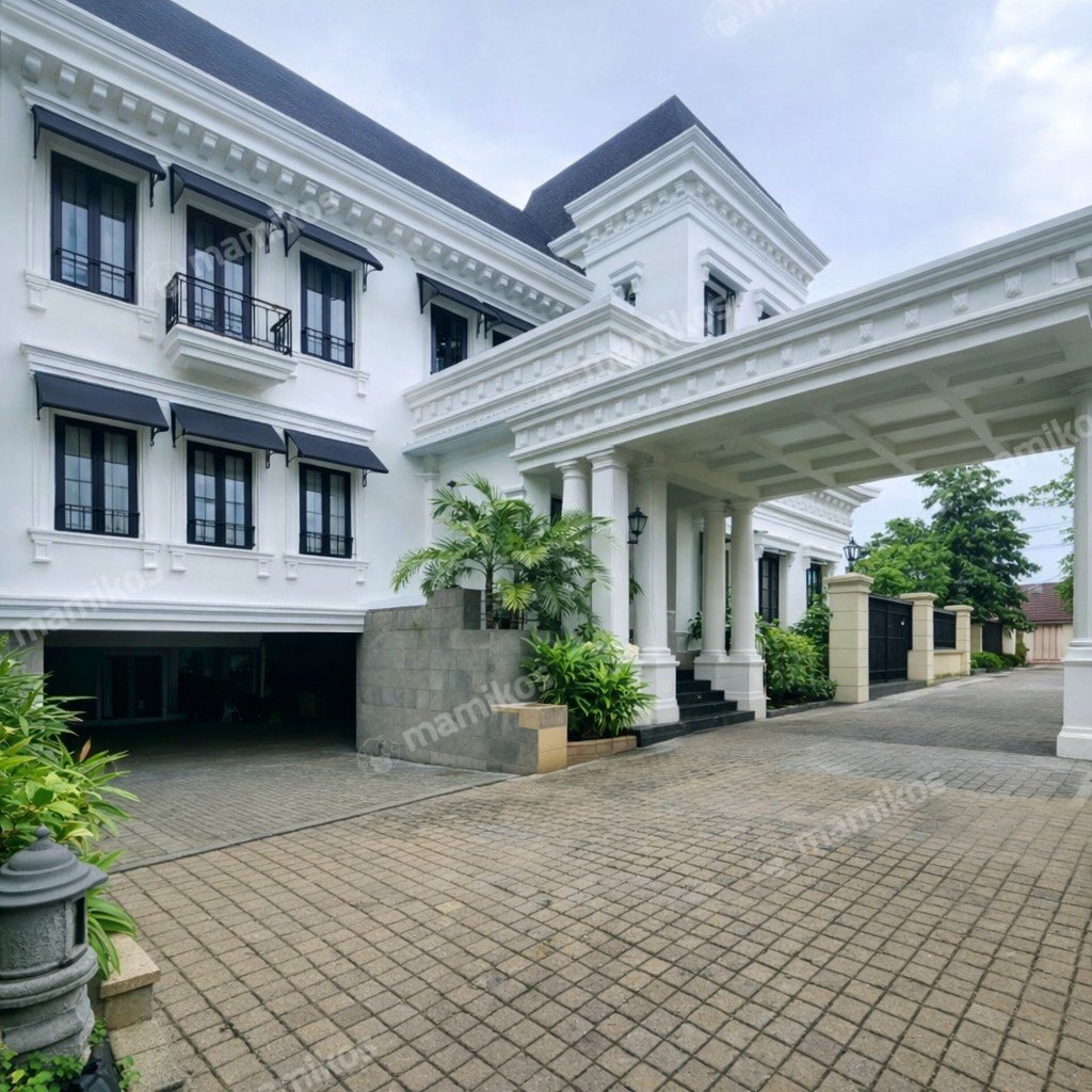 Rumah Sertifikat SHM 6 Kamar Tidur 6 Kamar Mandi Kemang Jakarta Selatan - Photo 2