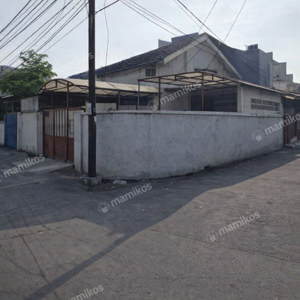 Rumah Sertifikat SHM 4 Kamar Tidur 2 Kamar Mandi Taman Ratu Jakarta Barat - Photo 2