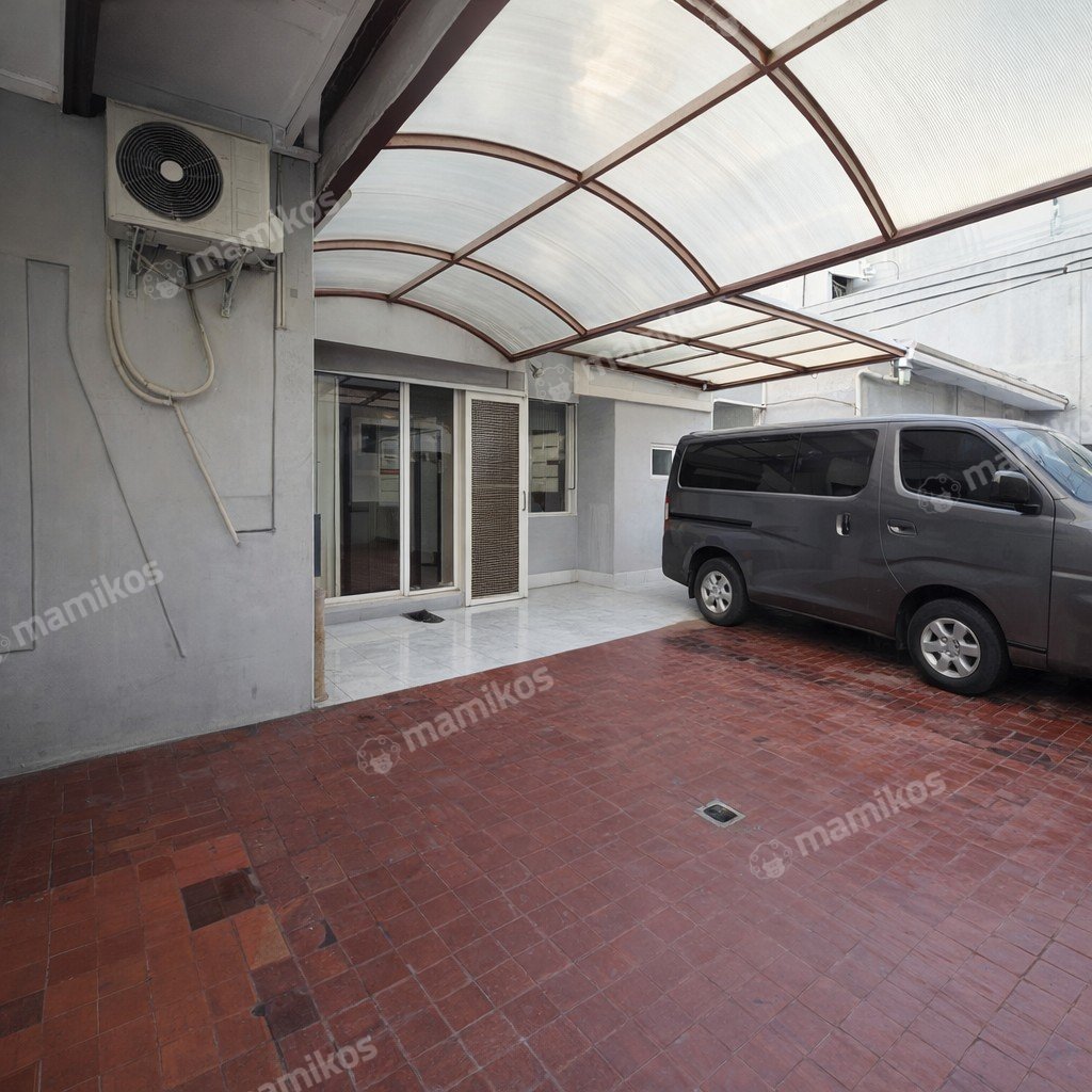 Rumah Sertifikat SHM 4 Kamar Tidur 2 Kamar Mandi Taman Ratu Jakarta Barat - Photo 3