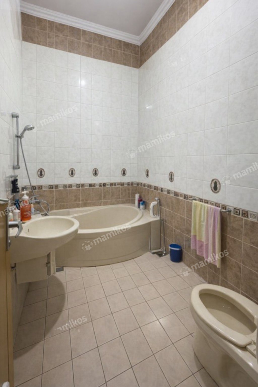 Rumah Sertifikat SHM 5 Kamar Tidur 3 Kamar Mandi Taman Palem Jakarta Barat - Photo 3