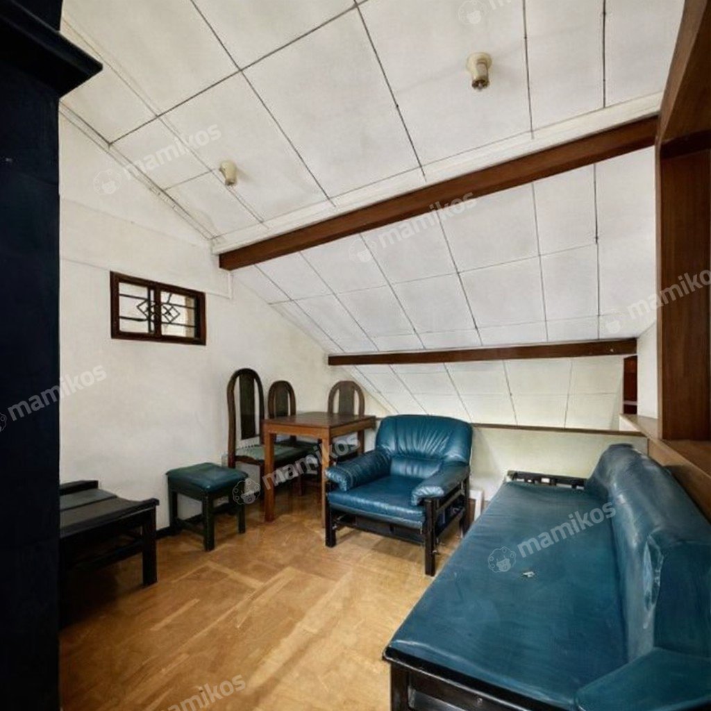 Rumah Sertifikat SHM 3 Kamar Tidur 2 Kamar Mandi Kebayoran Baru Jakarta Selatan - Photo 3