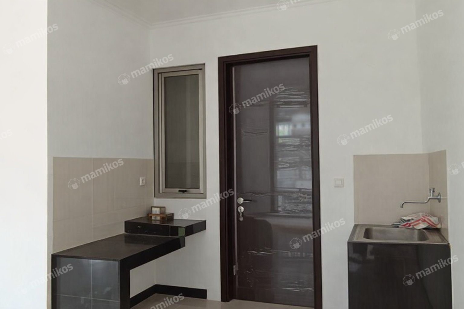 Rumah Sertifikat HGB 2 Kamar Tidur 2 Kamar Mandi Pantai Indah Kapuk 2 Jakarta Utara